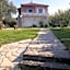Pythos Studios & Appartments