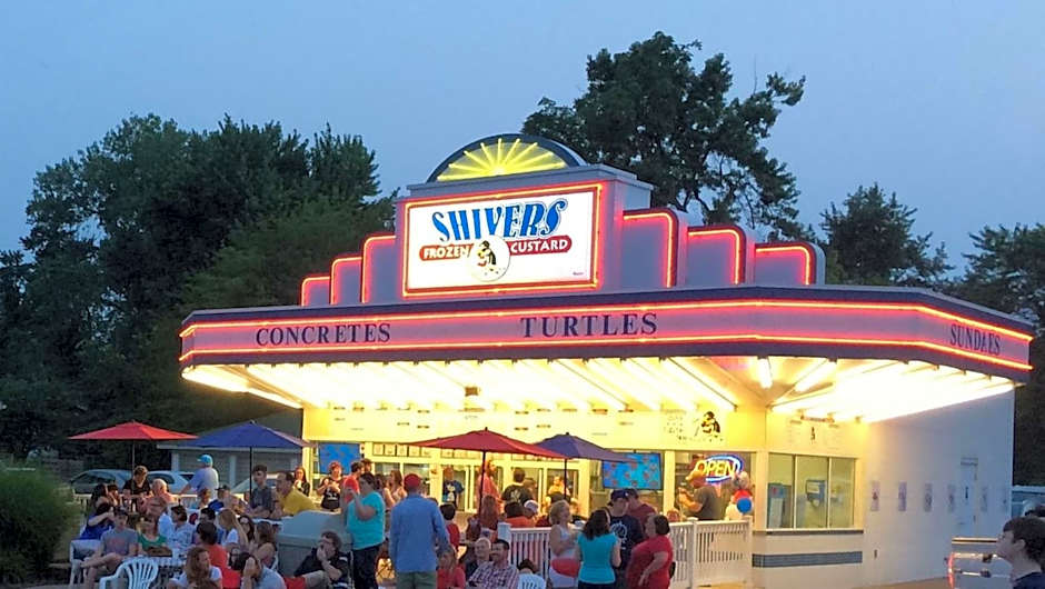 Holiday Inn Express & Suites Alton St Louis Area By IHG