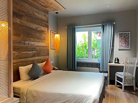 King Room with Garden View