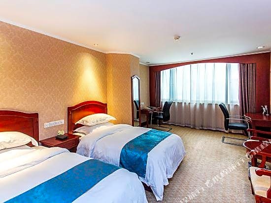 Golden Port Hotel