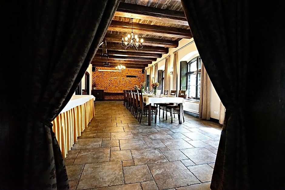 Zamek Królewski we Wschowie