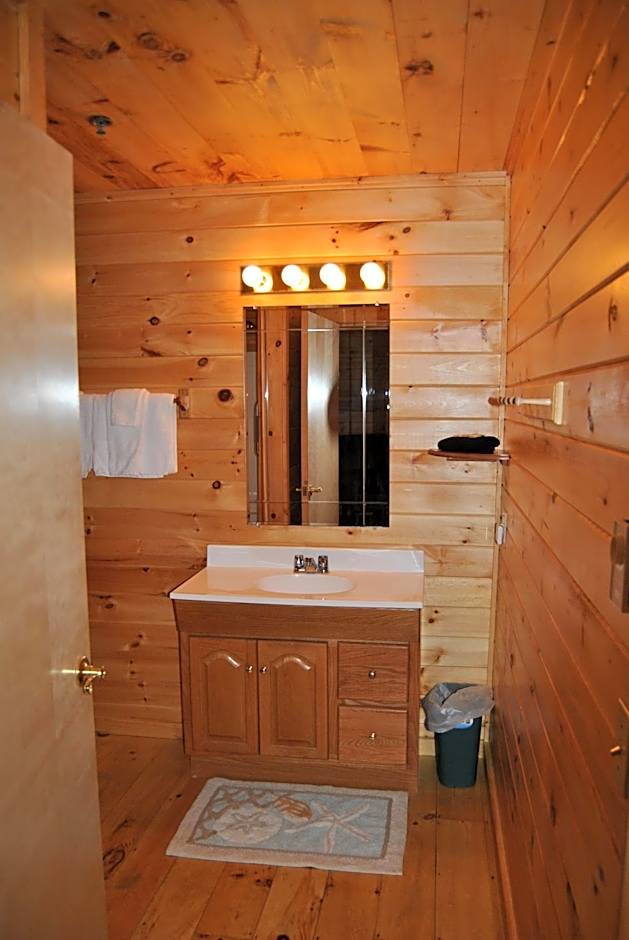 The Eggemoggin Reach Inn