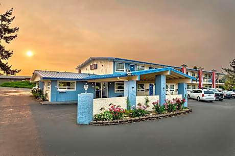 Studio 6 Suites - Albany, OR