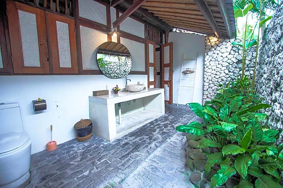 The Calmtree Bungalows