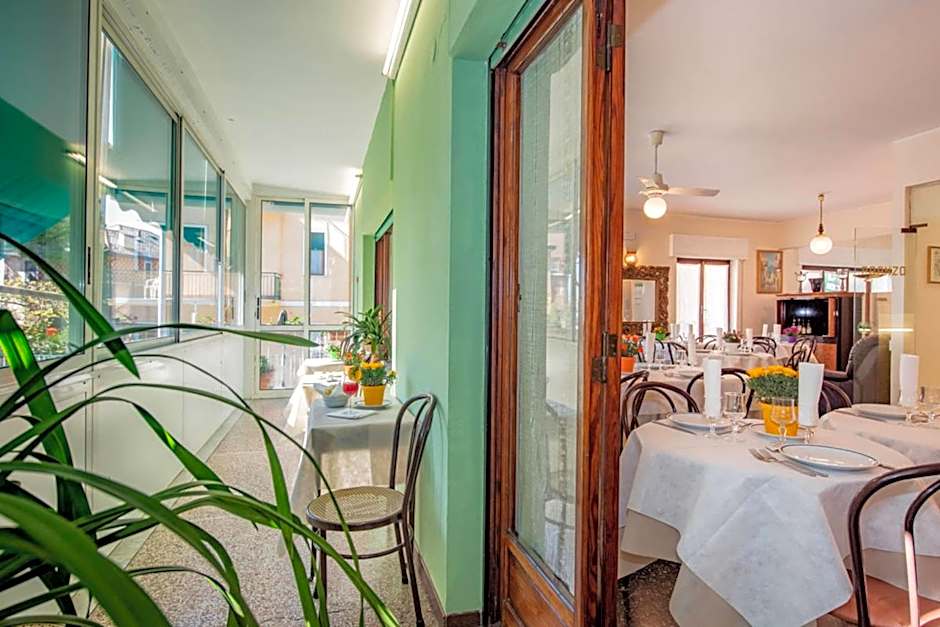 Hotel Tirreno
