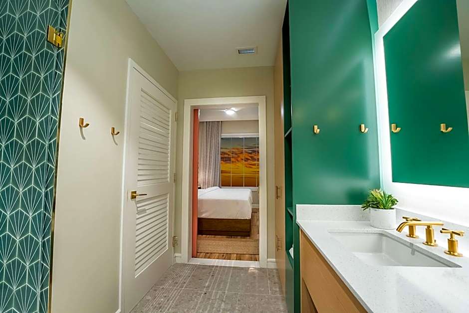 Embassy Suites by Hilton Orlando Sunset Walk