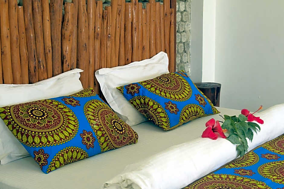 Habibis Bottle House