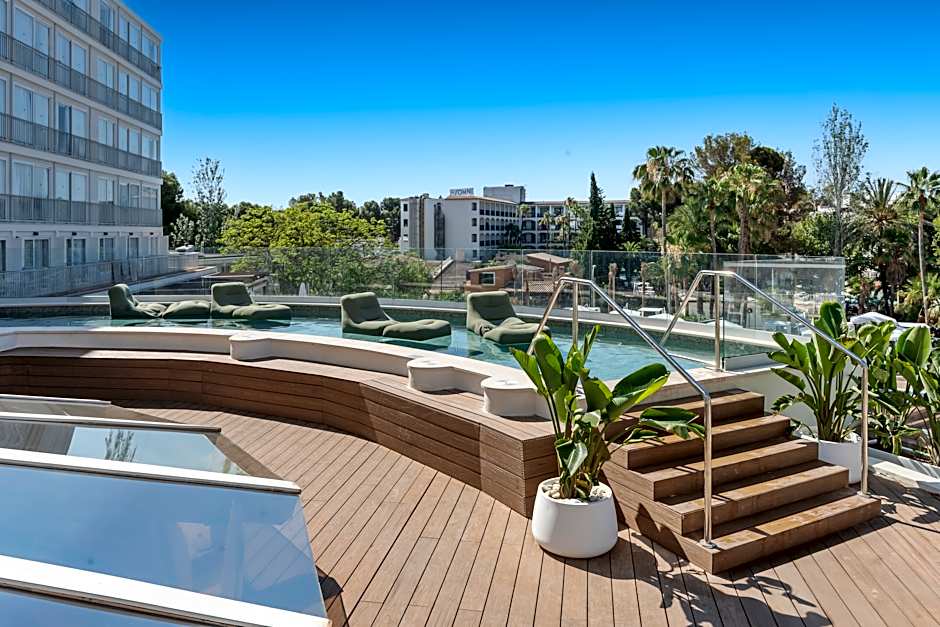 Valentin Grand Park Suite Hotel