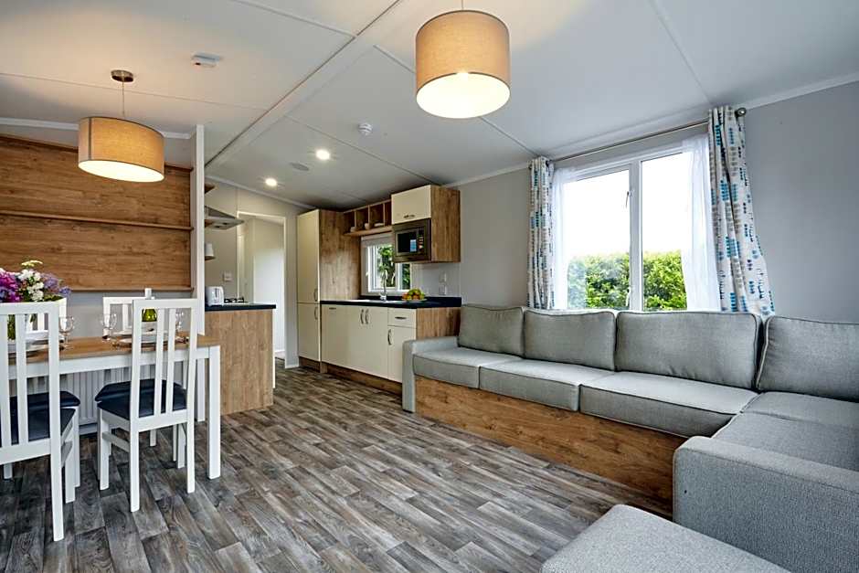 Braidhaugh Holiday Lodge and Glamping Park