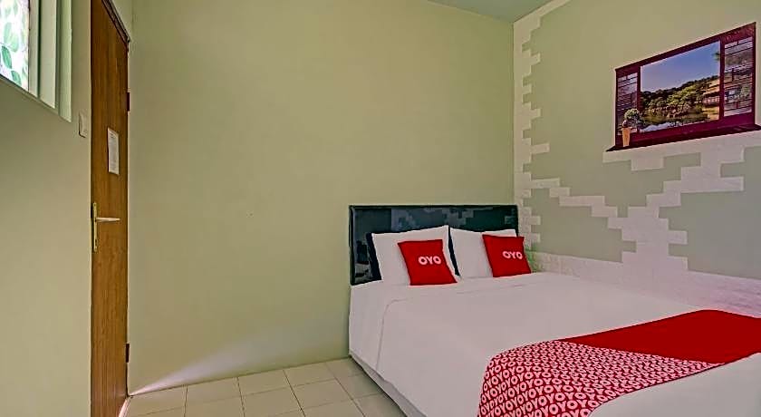 Hotel O Villa Inn App Trawas Bintaro Syariah