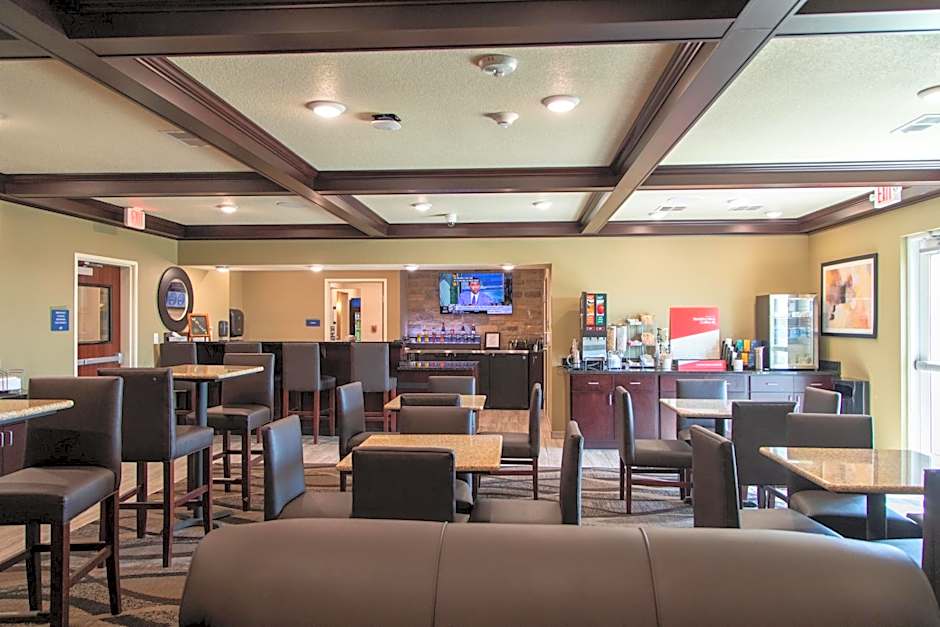 Cobblestone Inn & Suites - Springfield