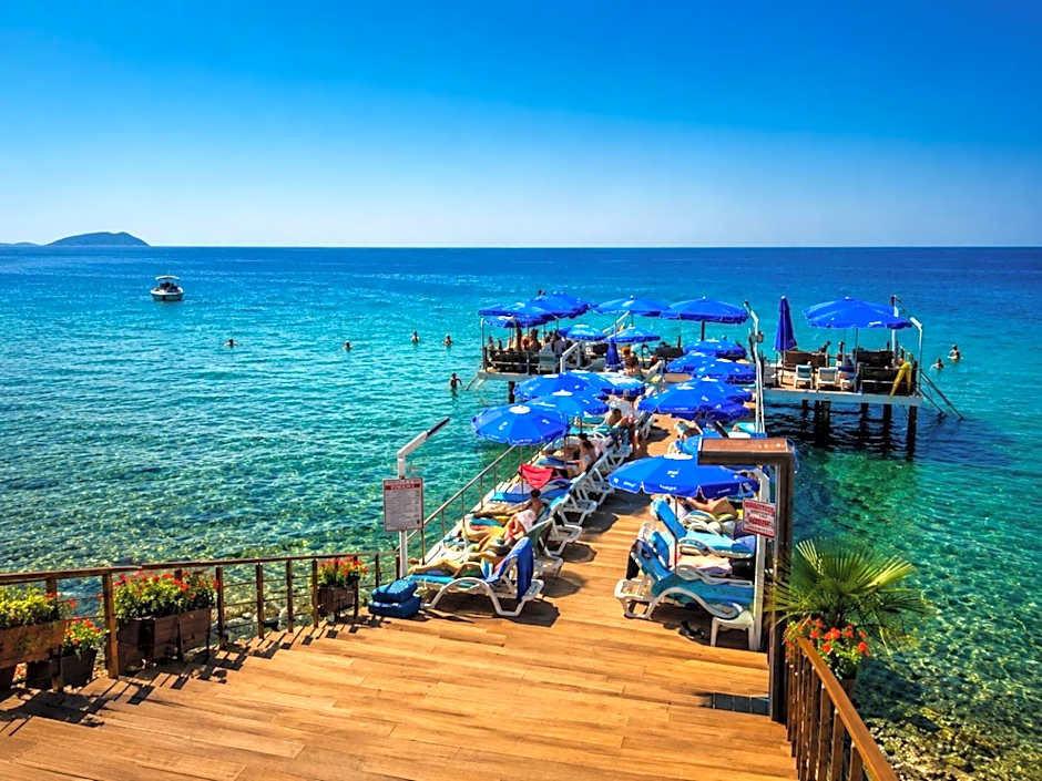Grand Koru Hotel Beach