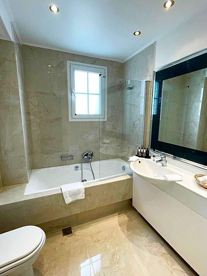 Theoxenia House Hotel