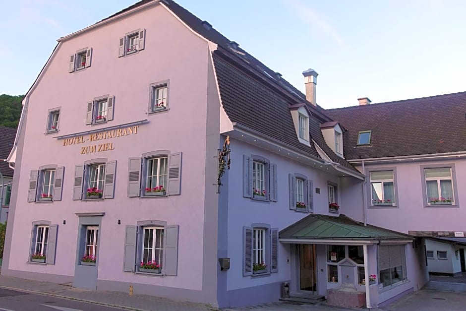 ZUM ZIEL Hotel & Restaurant Grenzach-Wyhlen bei Basel