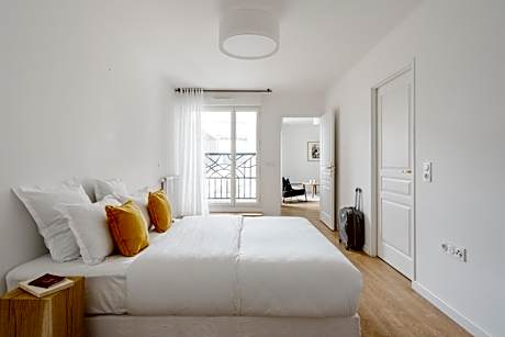 Apartment with Balcony