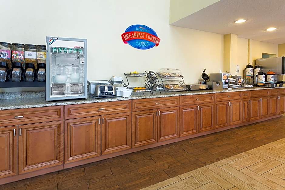 Baymont by Wyndham Beloit