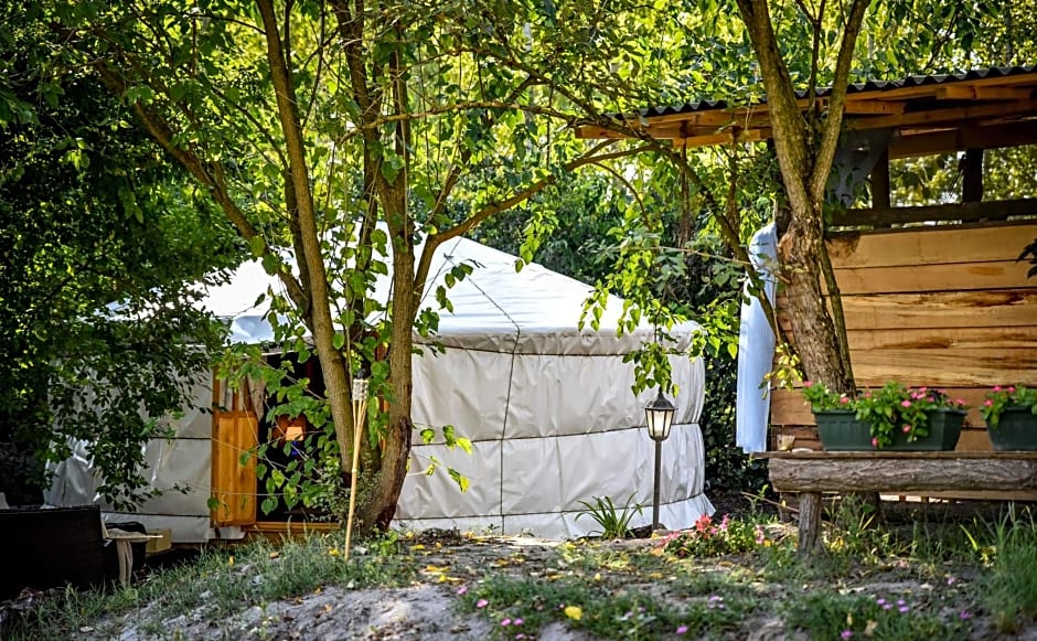 Alföldi Jurta Ruzsa