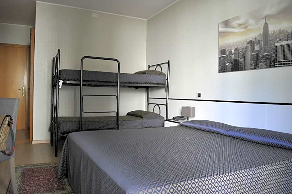 Hotel Est Piombino