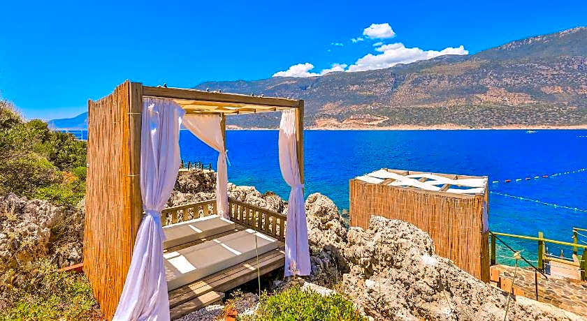 Atalante Hotel