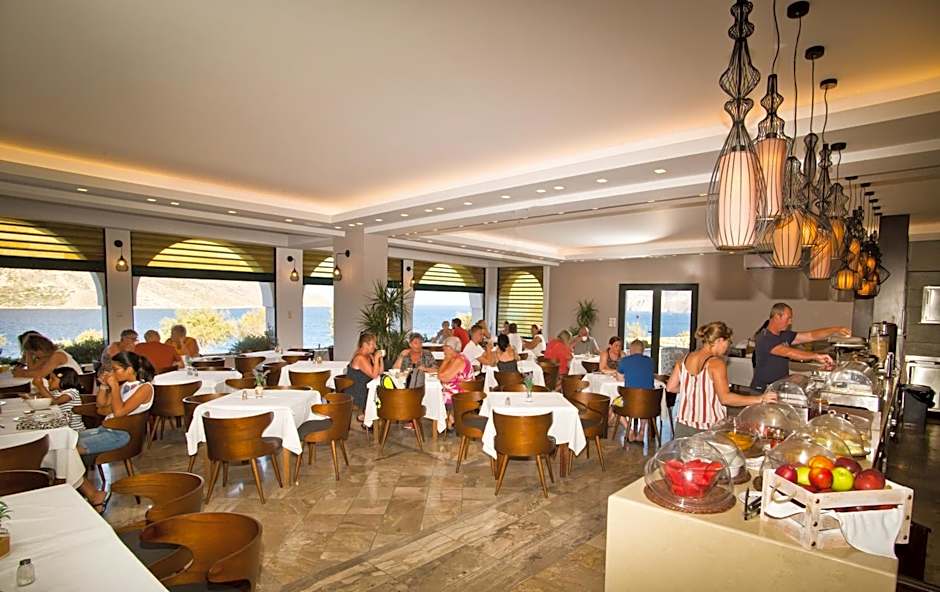 Elena Village Hotel & Suites