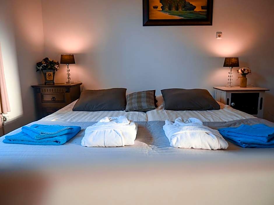 Hotel / Pension Villa Tanahlot