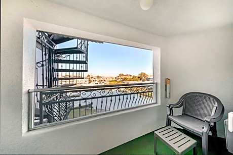 King Suite with Spa Bath