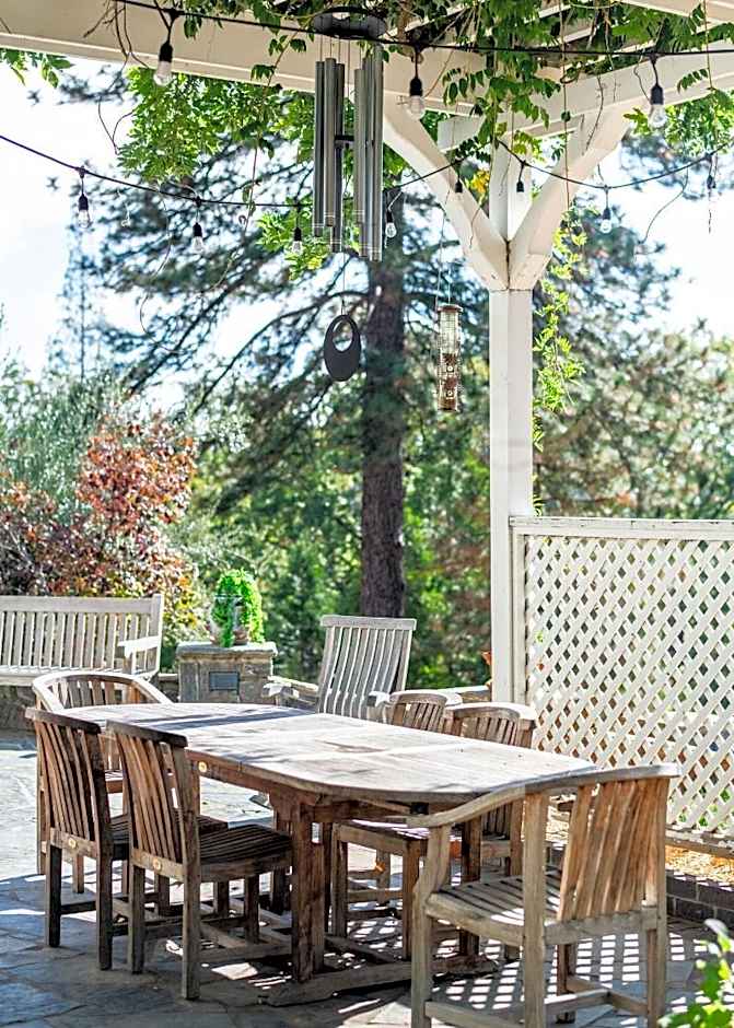 Inn at Sugar Pine Ranch