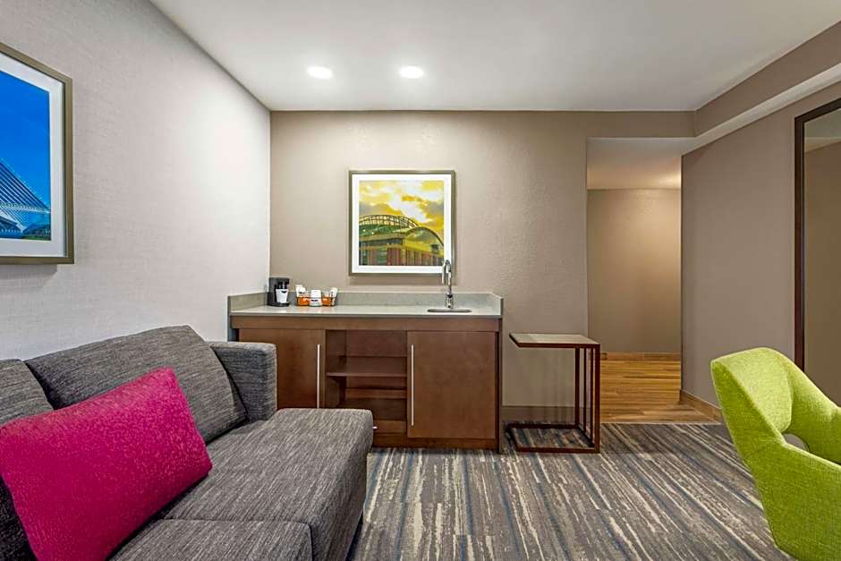 Hampton Inn By Hilton Milwaukee/Brookfield