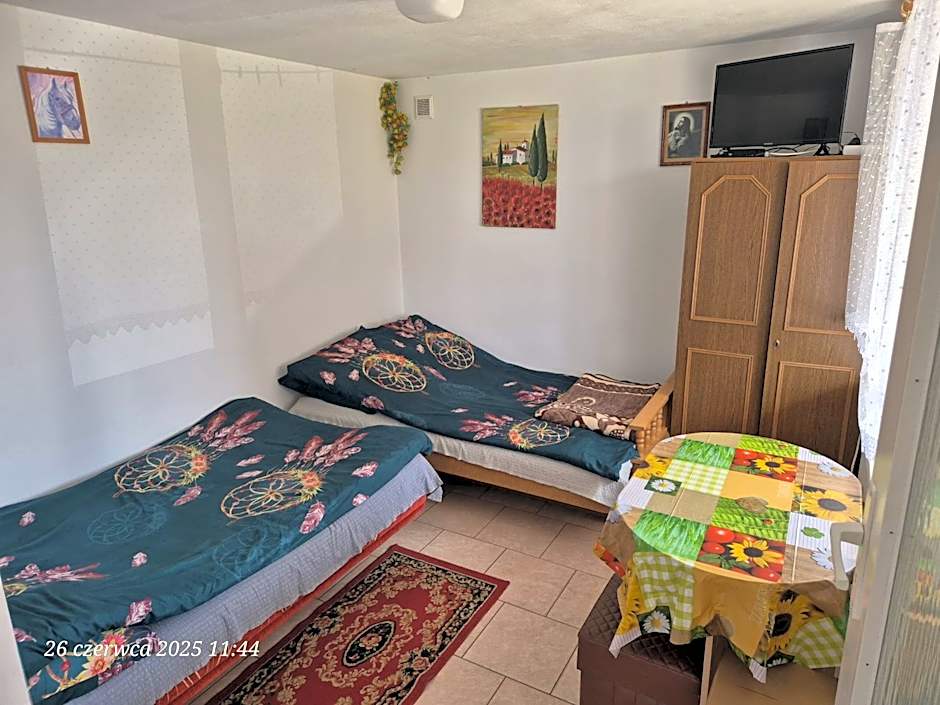 Dom Bursztynek - domek murowany