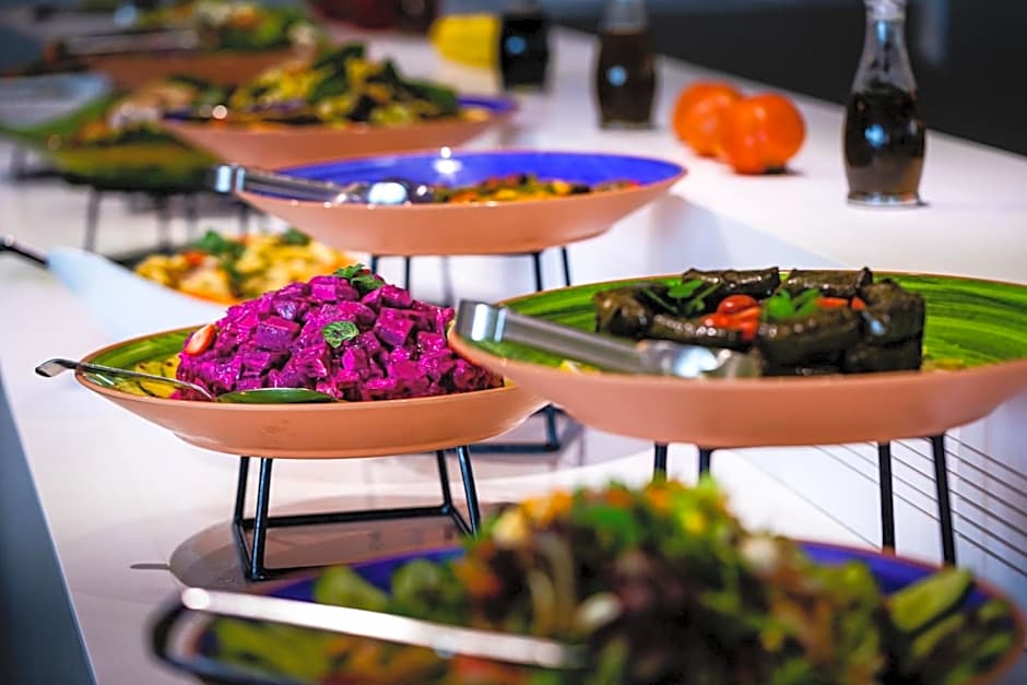 Louis Phaethon Beach