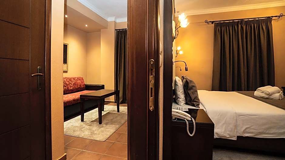 Photo 1 of 11 of Junior Suite