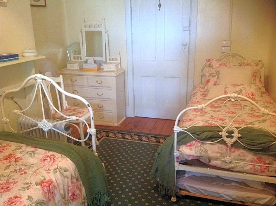 Photo 1 of 5 of 1 Double Bed or 2 Beds