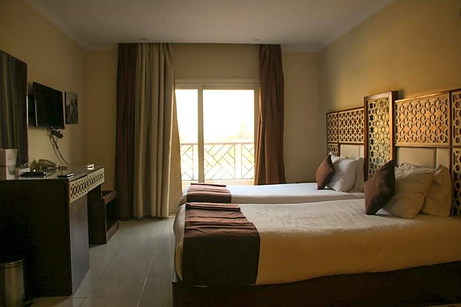 Pyramids Valley Boutique Hotel