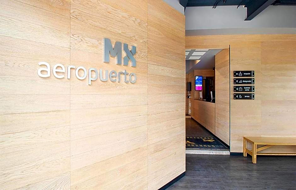 Hotel MX aeropuerto CDMX Trademark Collection by Wyndham