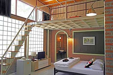 บ้านก้ามปู อุทัยธานี