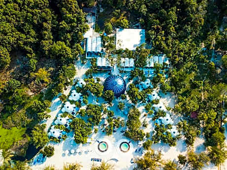 Moonlight Resort