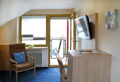 Single Room with Garden View