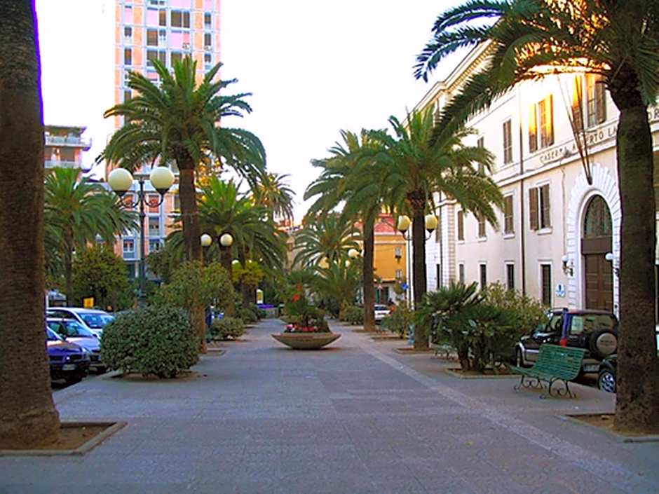 Le Finestre Su Via Cavour – Sassari, NJ