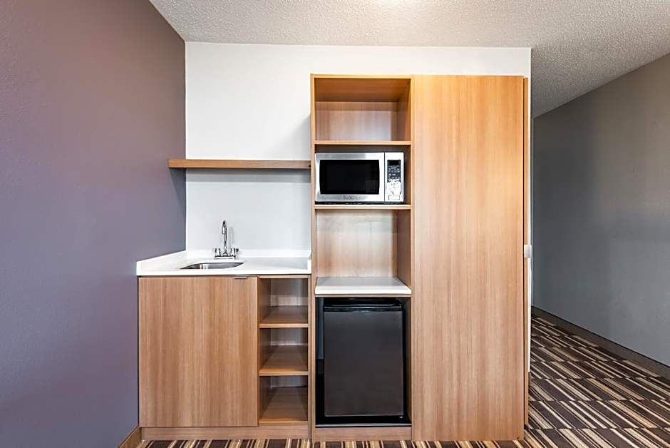 Microtel Inn & Suites by Wyndham Beaver Falls