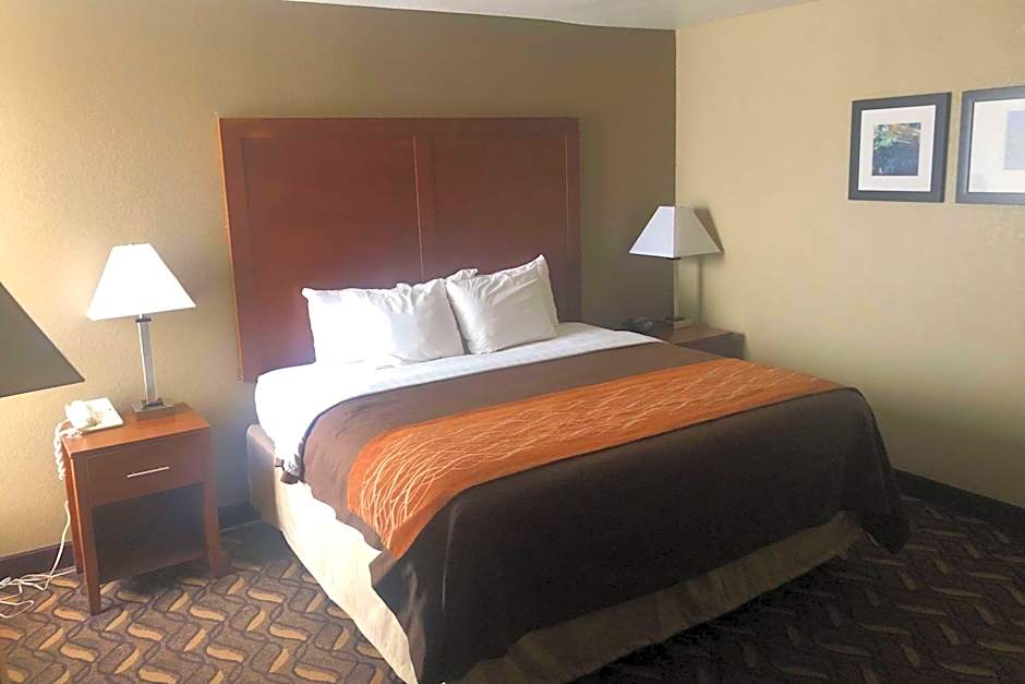 AmericInn by Wyndham Memphis East