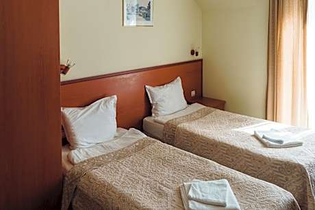 Twin Room with Balcony