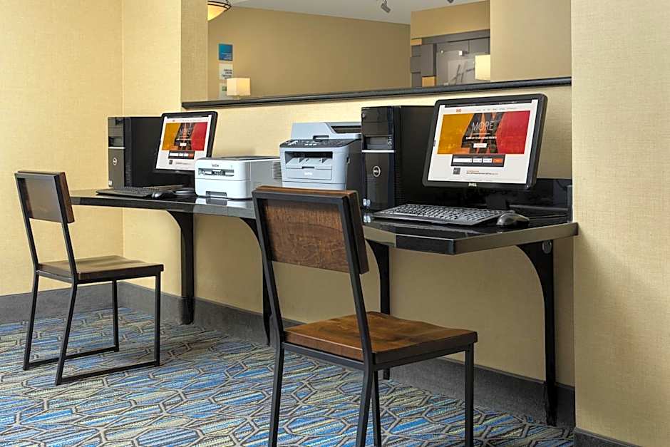 Holiday Inn Express Uvalde By IHG