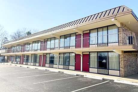 Paris Inn and Suites