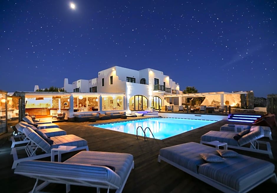 Tharroe Of Mykonos Hotel
