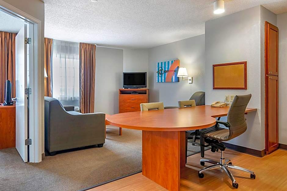 MainStay Suites Emporia