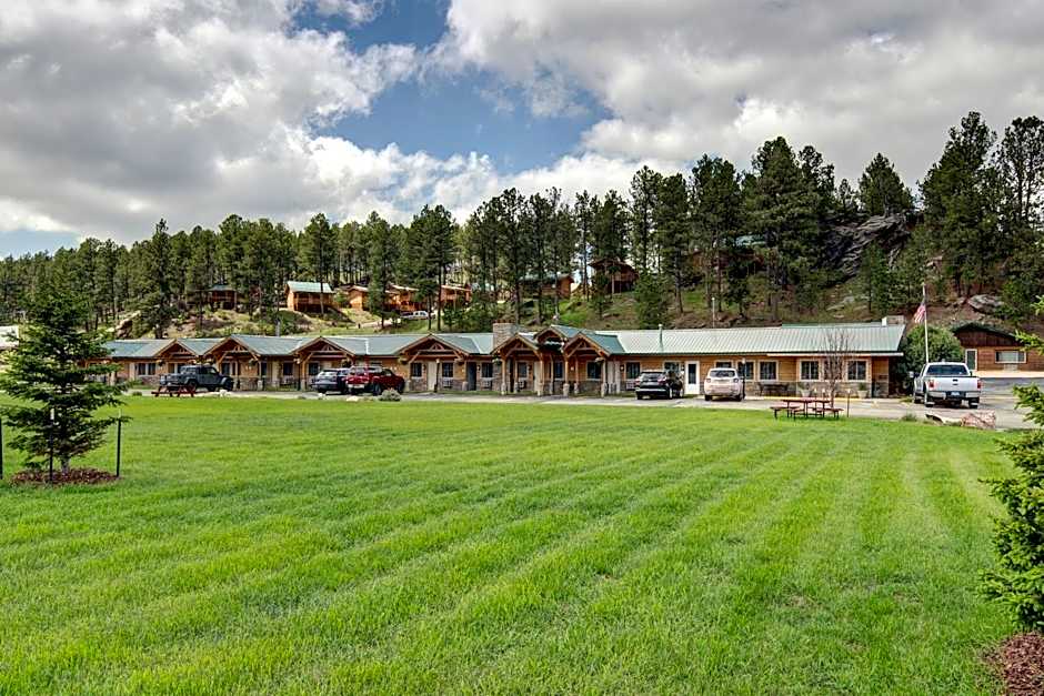 Rock Crest Lodge & Cabins