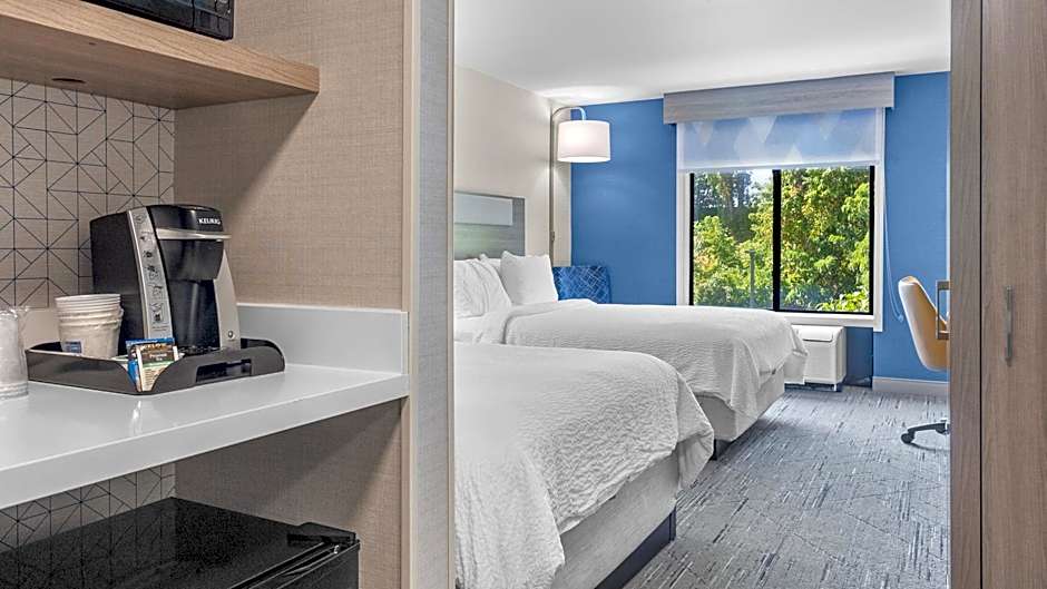 Holiday Inn Express Hotel & Suites Manchester - Airport By IHG