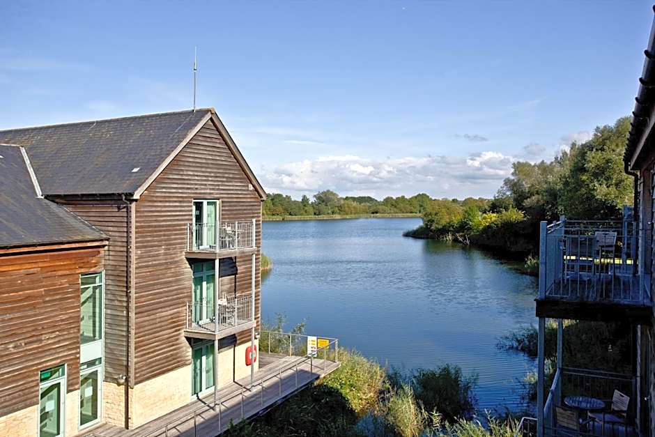 De Vere Cotswold Water Park Apartments