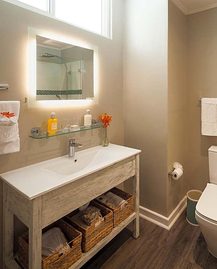 Sea Breeze Beach House All Inclusive by Ocean Hotels