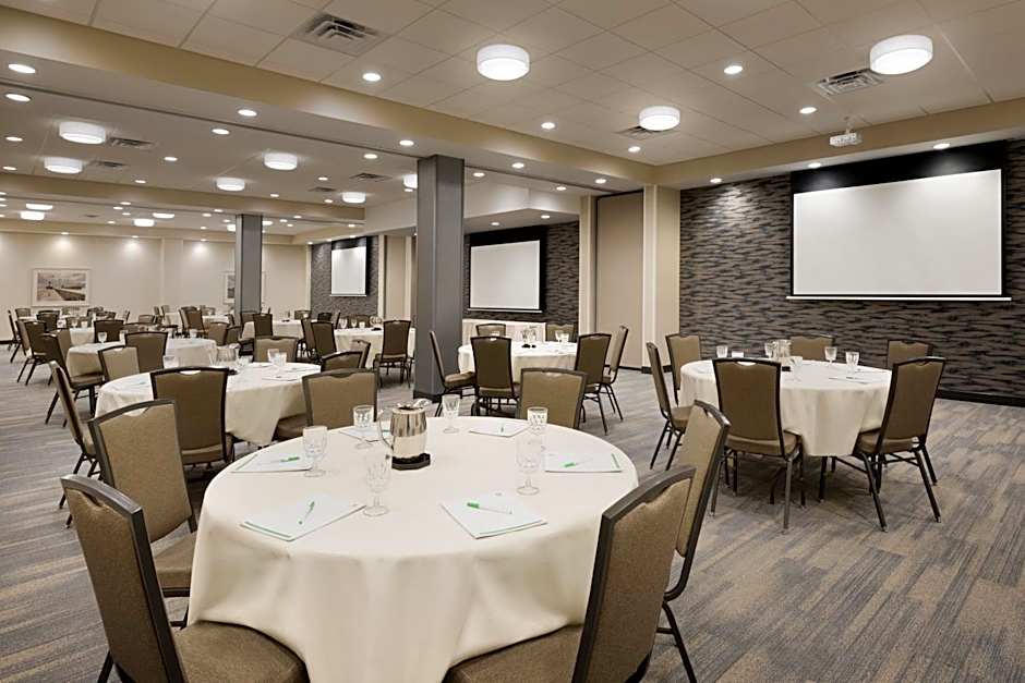 Holiday Inn & Suites Duluth-Downtown By IHG